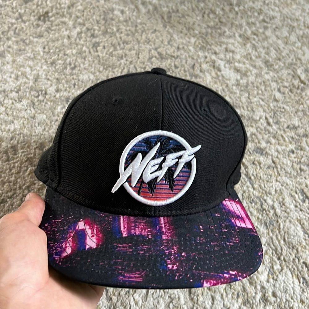 Skateboarding Adjustable Mens Snapback Hat Pink‎ City Scene EUC